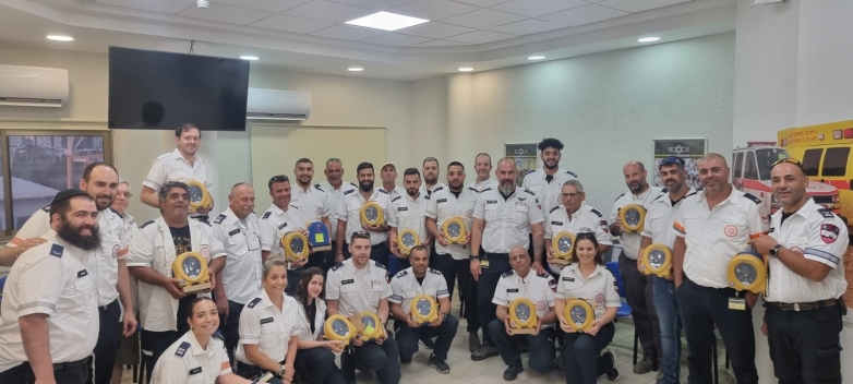 30 מפעמים (דפיברילטורים) של מד"א חולקו לכונני מגן דוד אדום במרחב גלבוע