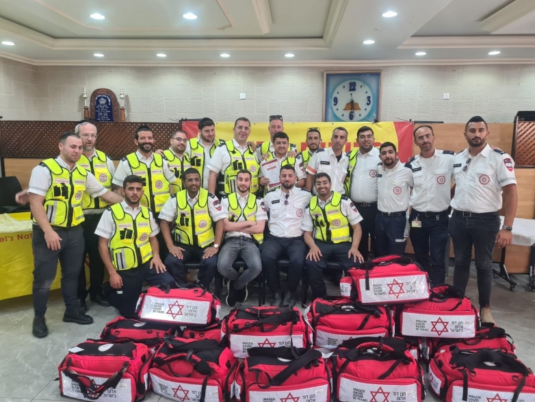 15 חובשי רפואת חירום חדשים הוכשרו בתחנת מד"א אופקים