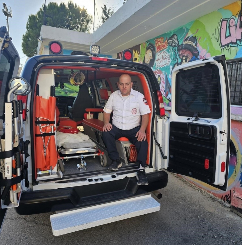לאחר שצוות מד"א הציל את חייו כשלקה בדום לב: פאיז החליט להתנדב במד"א