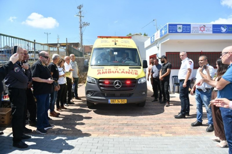 A New MDA Intensive Care Ambulance in Kissra-Samea