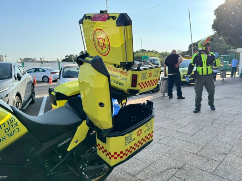 Stabbing terror attack in Holon